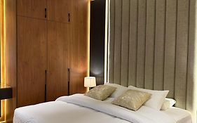 The Elegance Rooms